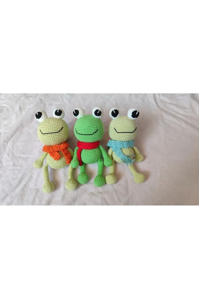 Amigurumi Atkılı Kurbağa Oyuncak — görsel 3