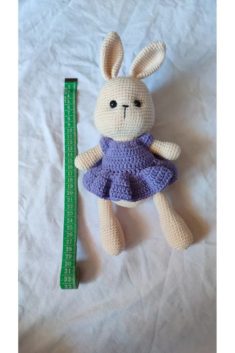 El Emeği Amigurumi Elbiseli Tavşan — görsel 3